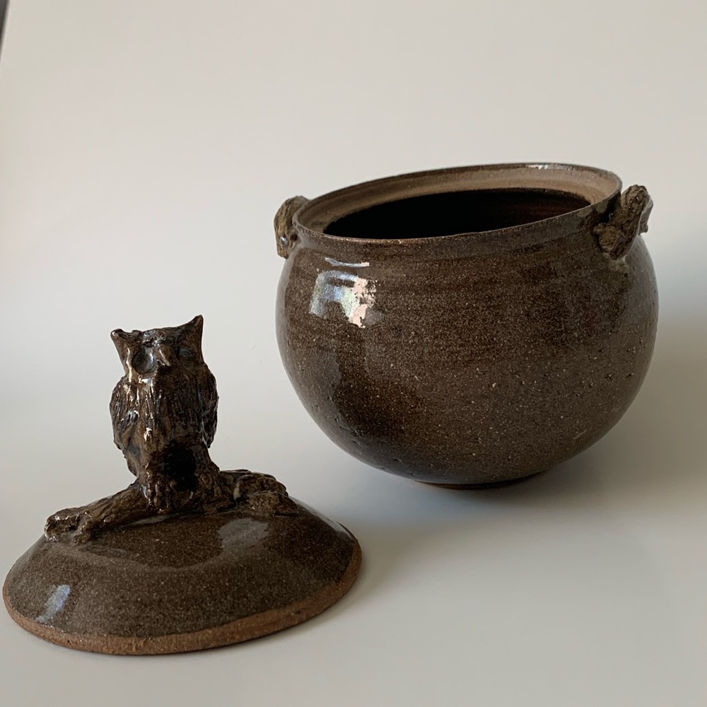 Owl pottery